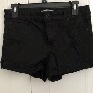 New without tags Celebrity Pink black shorts